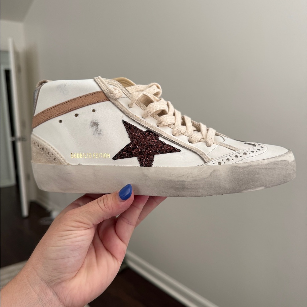 Golden Goose Cream and Brown Star Sneakers